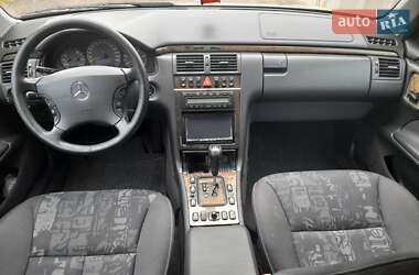 Седан Mercedes-Benz E-Class 2000 в 