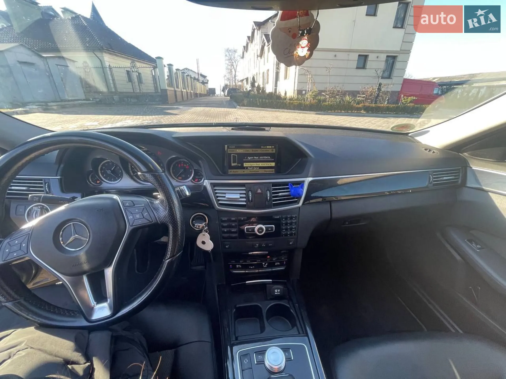 2012 Mercedes-Benz E-klasse - мініатюра 20