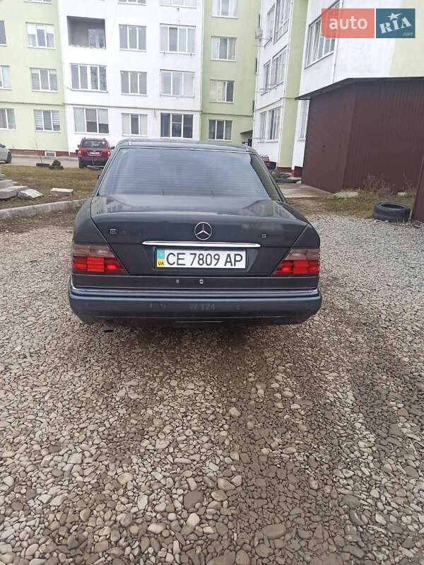Седан Mercedes-Benz E-Class 1994 в Чернівцях