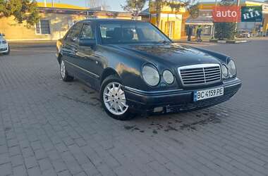 Седан Mercedes-Benz E-Class 1998 в Рівному