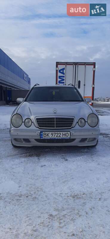 Універсал Mercedes-Benz E-Class 2001 в Каневі