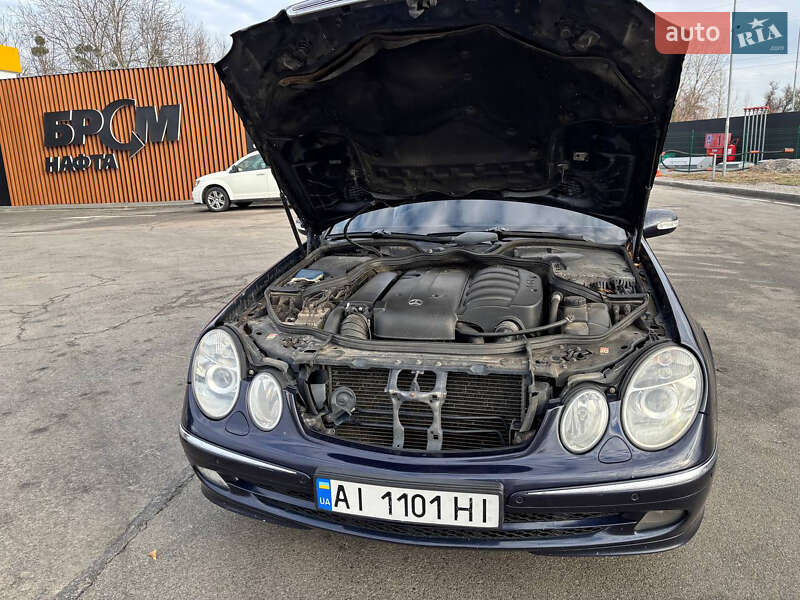 Седан Mercedes-Benz E-Class 2006 в Обухове