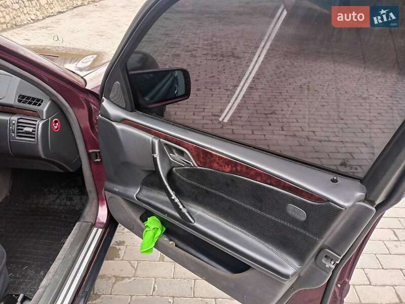 Седан Mercedes-Benz E-Class 1998 в Тернополе