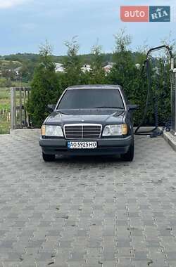 Седан Mercedes-Benz E-Class 1994 в Виноградові