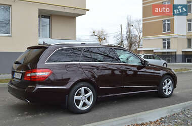 Универсал Mercedes-Benz E-Class 2012 в 