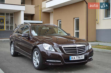 Универсал Mercedes-Benz E-Class 2012 в 