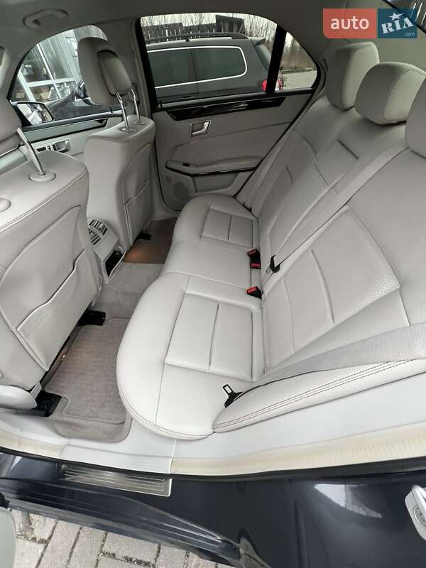 Седан Mercedes-Benz E-Class 2014 в Запорожье