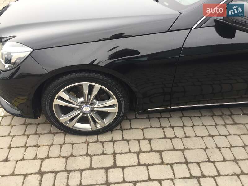 Седан Mercedes-Benz E-Class 2014 в Черновцах