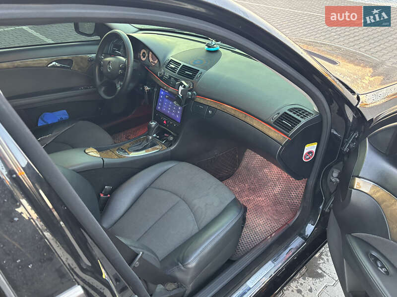 Седан Mercedes-Benz E-Class 2007 в Черновцах