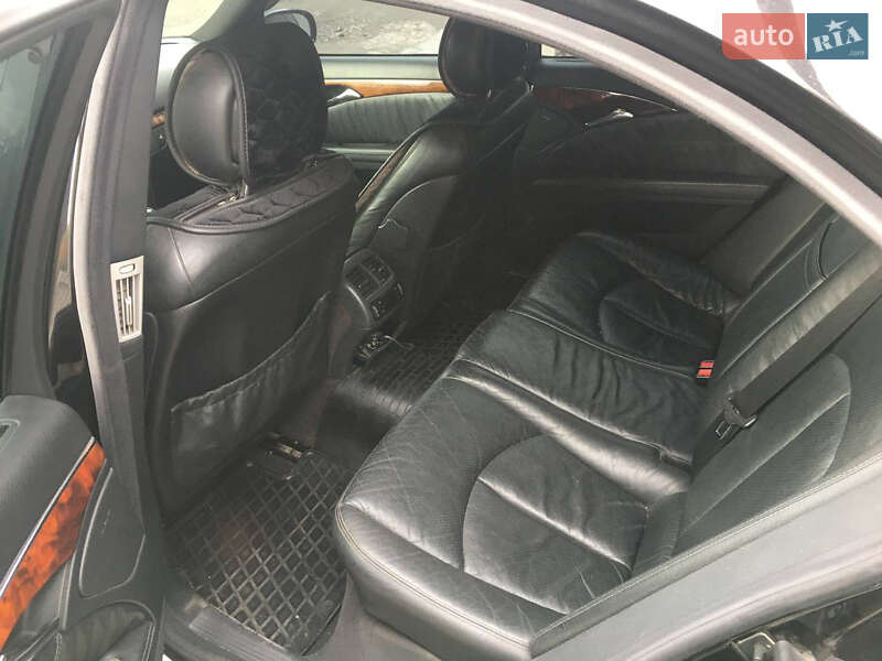 Седан Mercedes-Benz E-Class 2002 в Дніпрі