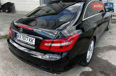 Купе Mercedes-Benz E-Class 2012 в 