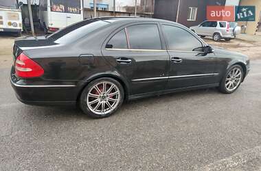Седан Mercedes-Benz E-Class 2004 в 