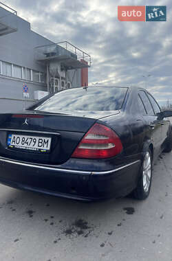 Седан Mercedes-Benz E-Class 2004 в Ужгороді