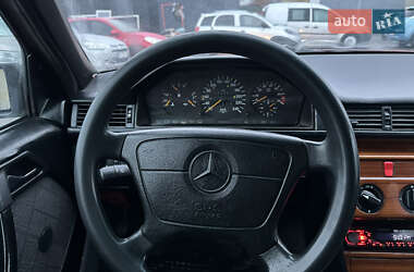 Хетчбек Mercedes-Benz E-Class 1994 в Рівному