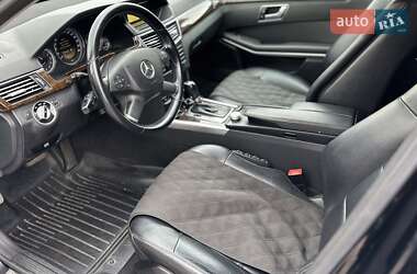 Седан Mercedes-Benz E-Class 2011 в 