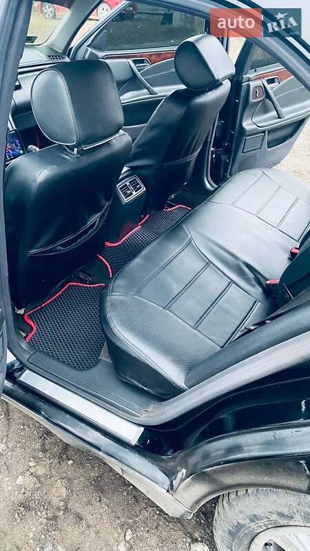 Седан Mercedes-Benz E-Class 2001 в Криничках