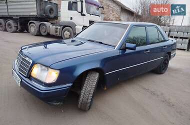 Седан Mercedes-Benz E-Class 1993 в Підволочиську