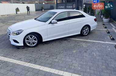 Седан Mercedes-Benz E-Class 2015 в 