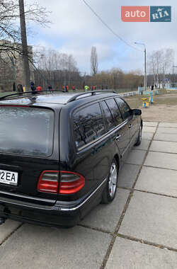 Універсал Mercedes-Benz E-Class 2001 в Києві