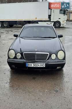 Седан Mercedes-Benz E-Class 2000 в Кам'янець-Подільському