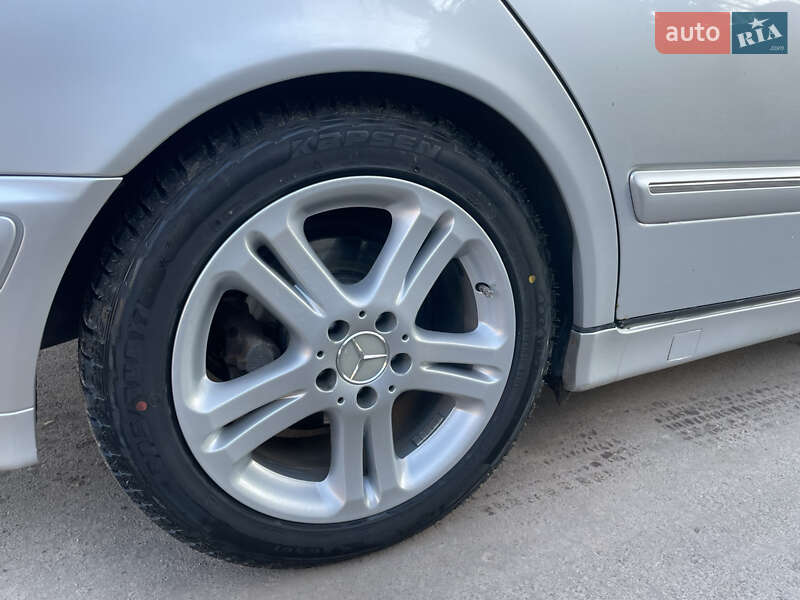 Седан Mercedes-Benz E-Class 2001 в Сокалі