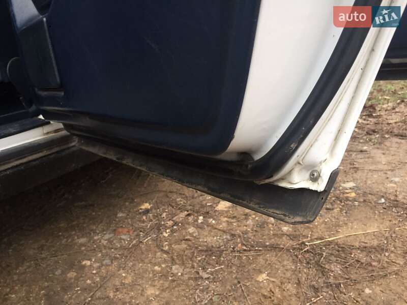 Седан Mercedes-Benz E-Class 1991 в Одесі