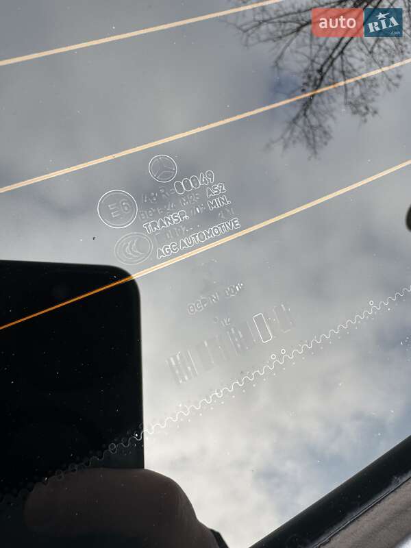 Седан Mercedes-Benz E-Class 2014 в Могилів-Подільському
