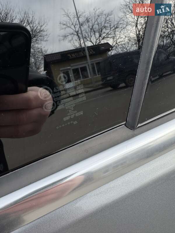 Седан Mercedes-Benz E-Class 2014 в Могилів-Подільському