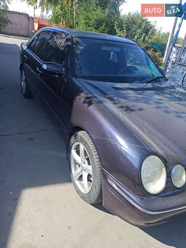 Седан Mercedes-Benz E-Class 2000 в Білій Церкві