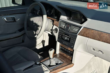 Седан Mercedes-Benz E-Class 2012 в 