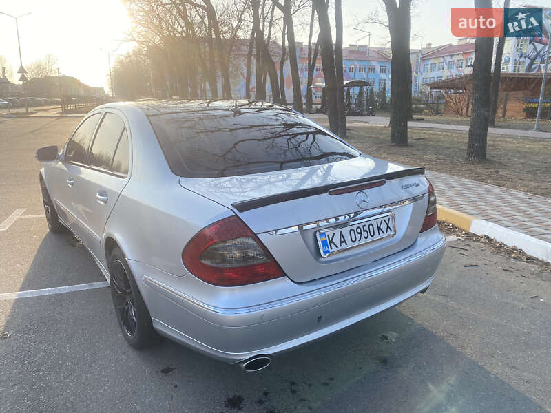 Седан Mercedes-Benz E-Class 2007 в Києві