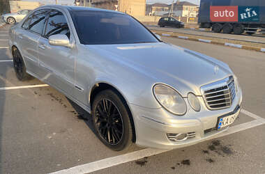 Седан Mercedes-Benz E-Class 2007 в Києві