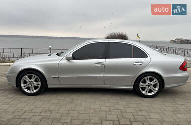 Седан Mercedes-Benz E-Class 2006 в Николаеве