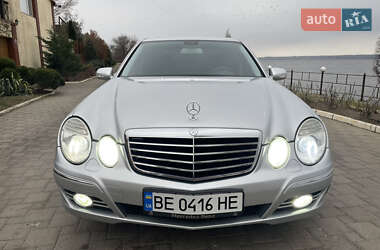 Седан Mercedes-Benz E-Class 2006 в Николаеве