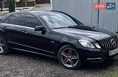 Седан Mercedes-Benz E-Class 2011 в Бродах