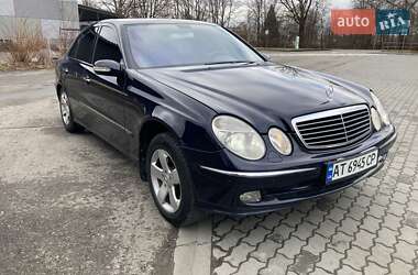 Седан Mercedes-Benz E-Class 2002 в Ивано-Франковске