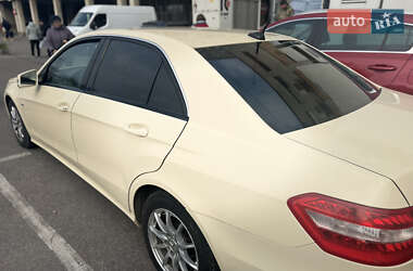 Седан Mercedes-Benz E-Class 2010 в Білій Церкві