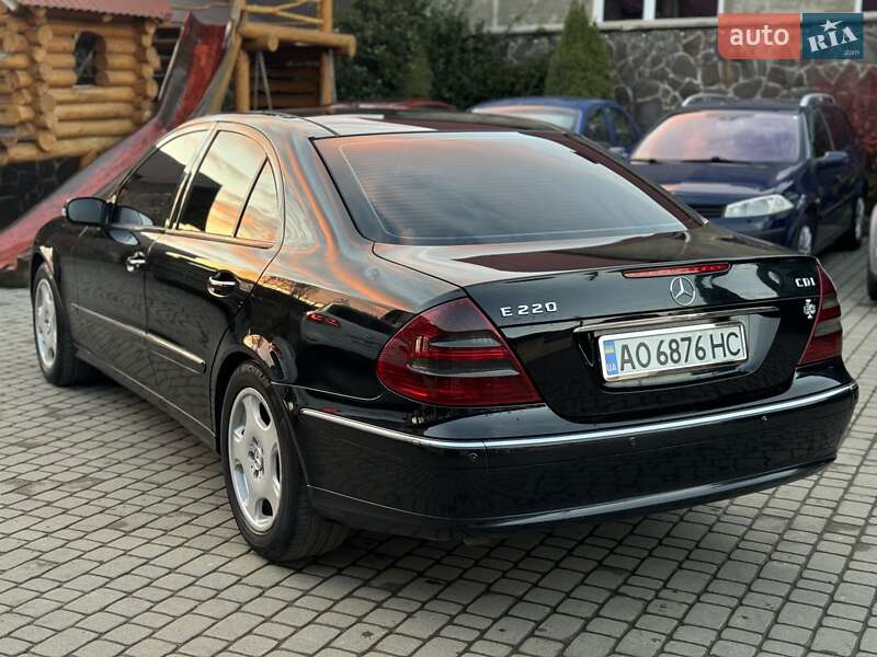 Седан Mercedes-Benz E-Class 2002 в Приборжавском