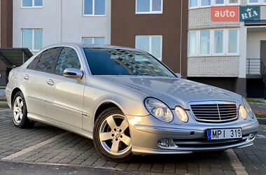 Седан Mercedes-Benz E-Class 2004 в Виннице