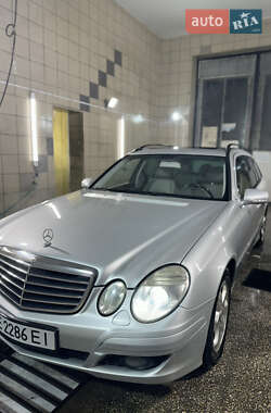 Универсал Mercedes-Benz E-Class 2007 в Черновцах