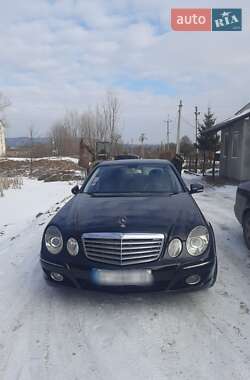 Седан Mercedes-Benz E-Class 2006 в Косові