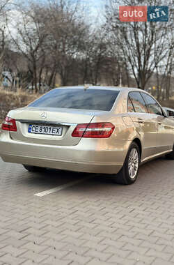 Седан Mercedes-Benz E-Class 2010 в Чернівцях