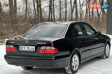 Седан Mercedes-Benz E-Class 2002 в Тернополе