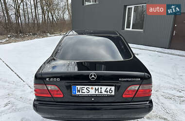 Седан Mercedes-Benz E-Class 2002 в Тернополе