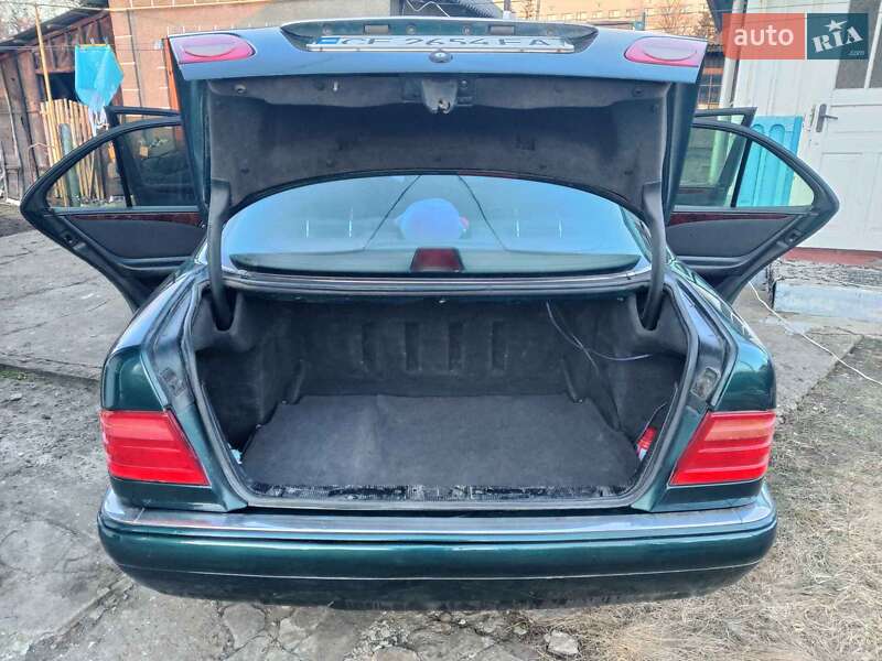Седан Mercedes-Benz E-Class 1996 в Кельменцах фото 11 Седан Mercedes-Benz E-Class 1996 в Кельменцах