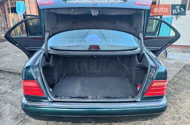 Седан Mercedes-Benz E-Class 1996 в 