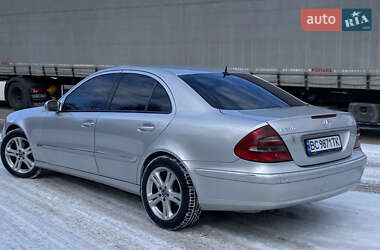 Седан Mercedes-Benz E-Class 2003 в Турке