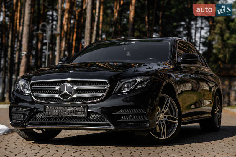 Седан Mercedes-Benz E-Class 2016 в Львові