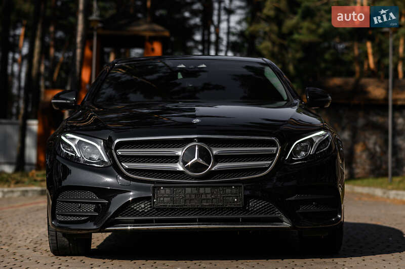 Седан Mercedes-Benz E-Class 2016 в Львові