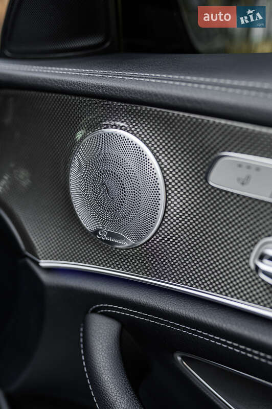 Седан Mercedes-Benz E-Class 2016 в Львові